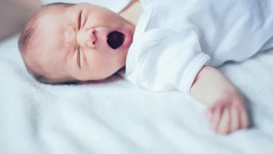 Wie helfen weiße Rauschgeräusche Babys beim Einschlafen?